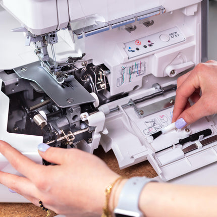 Juki MO-2500 Overlocker