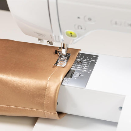 Brother Innov-is F560 Sewing Machine