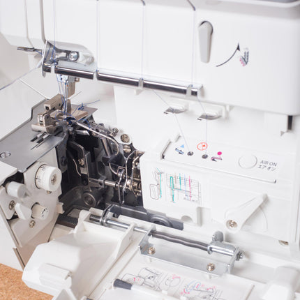Juki MO-2500 Overlocker