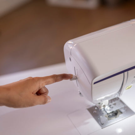 Brother Inventio NV1850Q Sewing and Quilting Machine