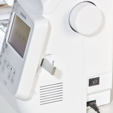 Brother Innov-is NV880E Embroidery Machine