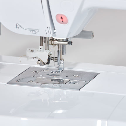 Brother Innov-is NV880E Embroidery Machine