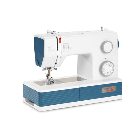 Bernette b05 Academy Sewing Machine