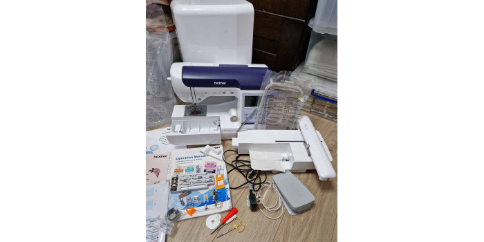 Brother F480 Sewing and Embroidery Machine